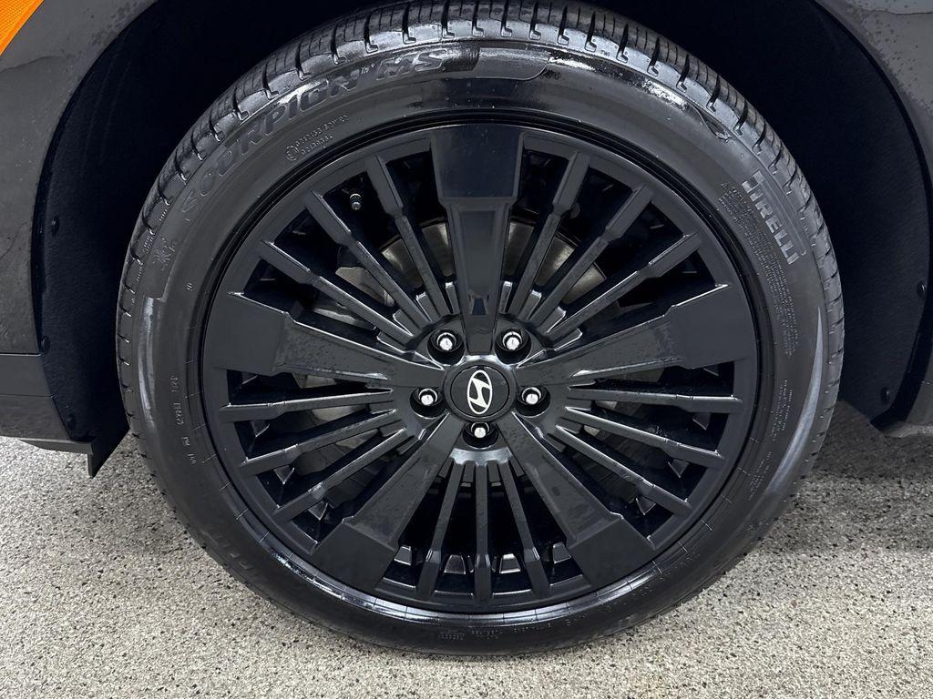 used 2024 Hyundai SANTA FE HEV car, priced at $42,497