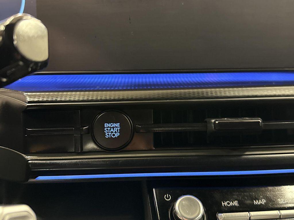 used 2024 Hyundai SANTA FE HEV car, priced at $42,497