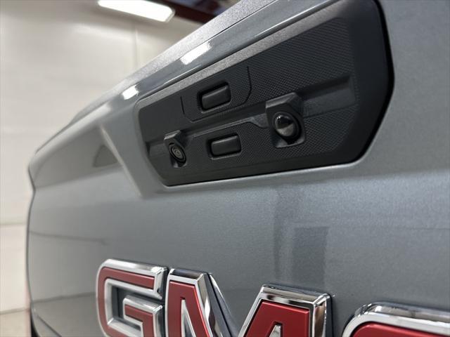 used 2022 GMC Sierra 1500 car, priced at $38,997
