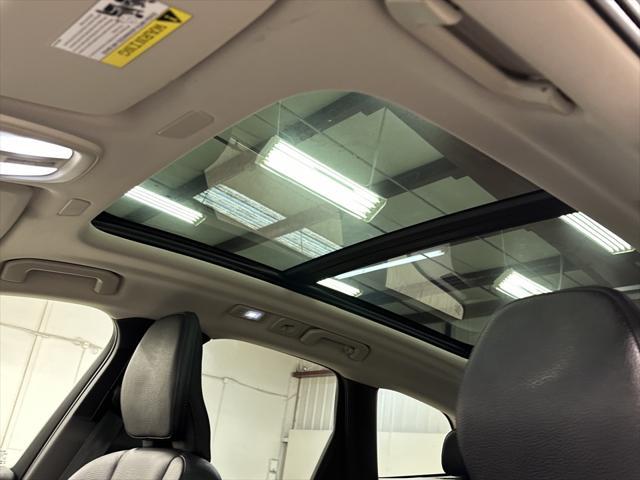 used 2023 Volvo XC60 car, priced at $31,997