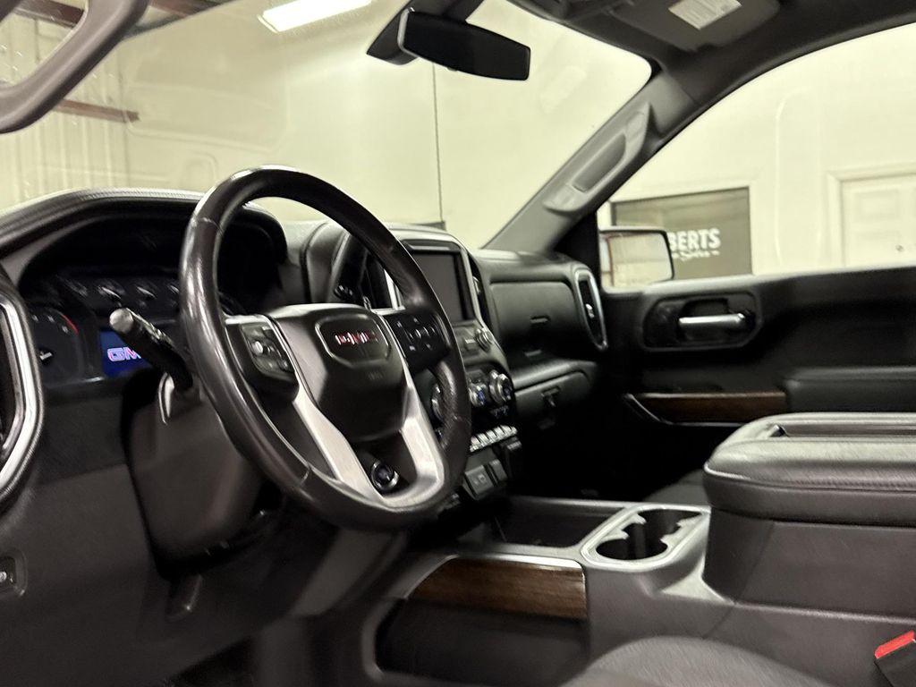 used 2022 GMC Sierra 1500 car, priced at $43,997