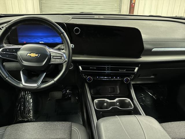 used 2025 Chevrolet Traverse car, priced at $37,997