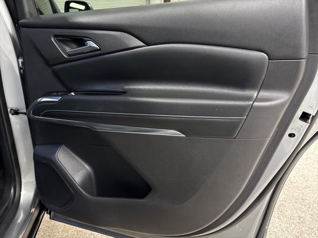 used 2025 Chevrolet Traverse car, priced at $37,997