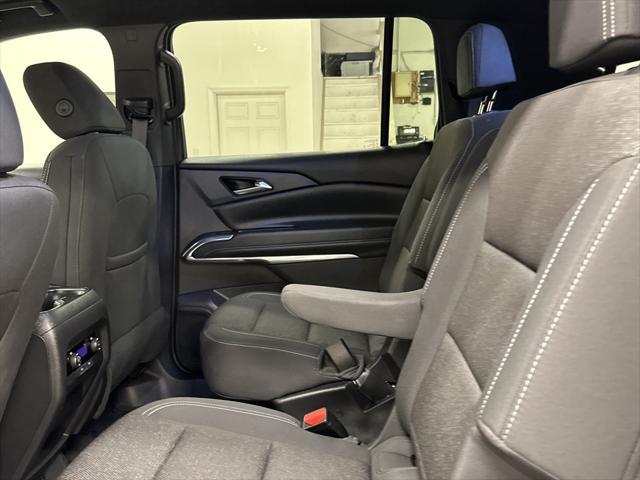 used 2025 Chevrolet Traverse car, priced at $37,997