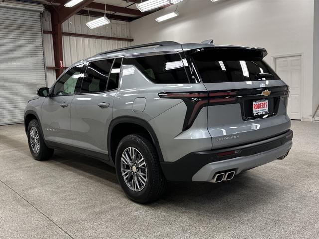 used 2025 Chevrolet Traverse car, priced at $37,997