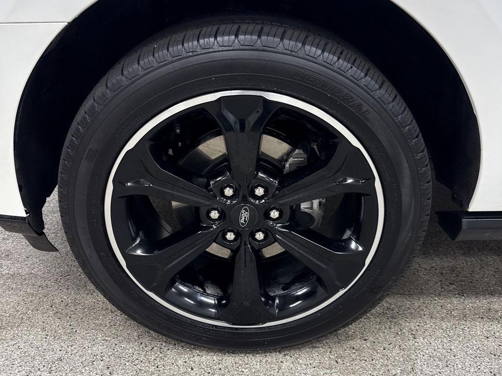 used 2024 Ford Expedition car, priced at $62,797