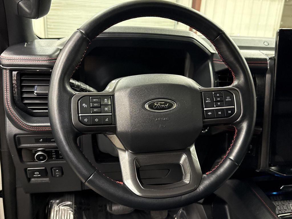 used 2024 Ford Expedition car, priced at $62,797