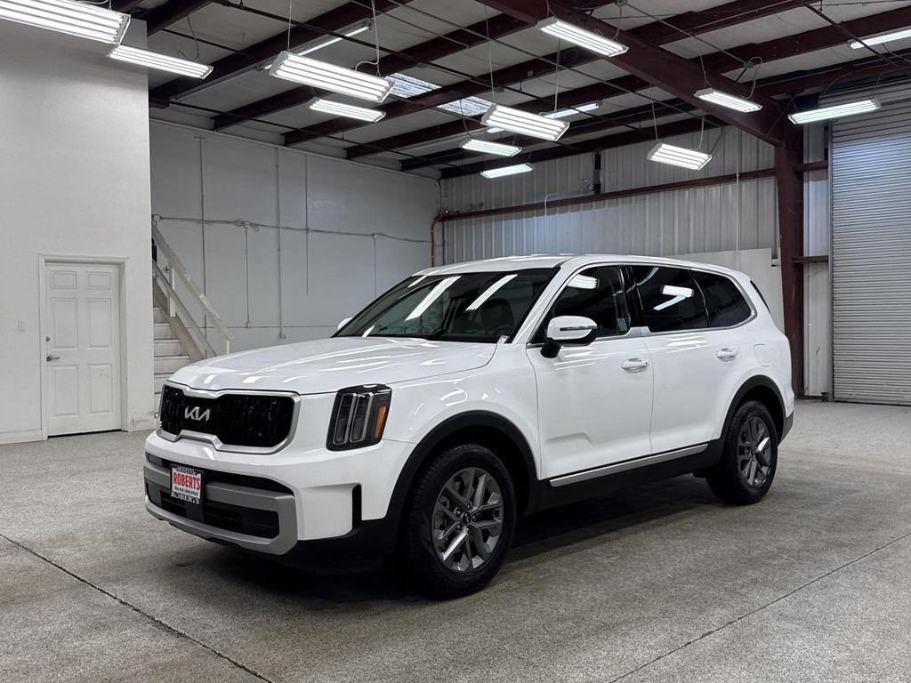 used 2024 Kia Telluride car, priced at $34,997