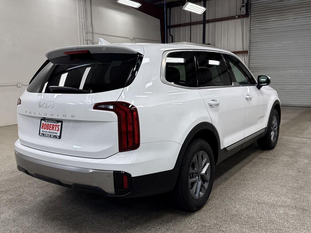 used 2024 Kia Telluride car, priced at $34,997