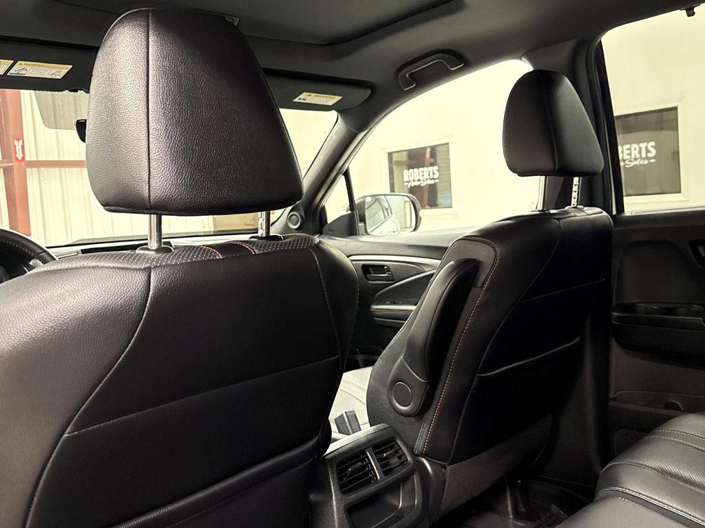 used 2022 Honda Passport car, priced at $33,497