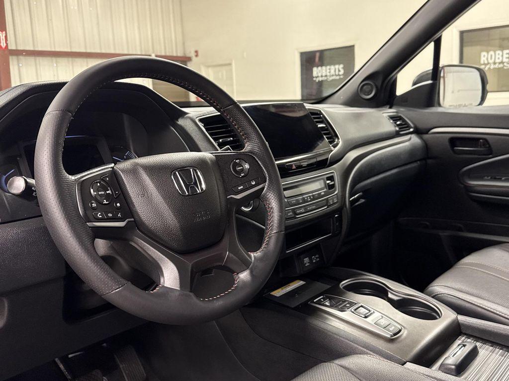 used 2022 Honda Passport car, priced at $33,497