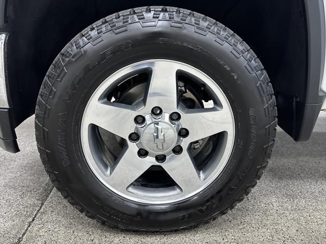 used 2021 Chevrolet Silverado 2500 car, priced at $48,997