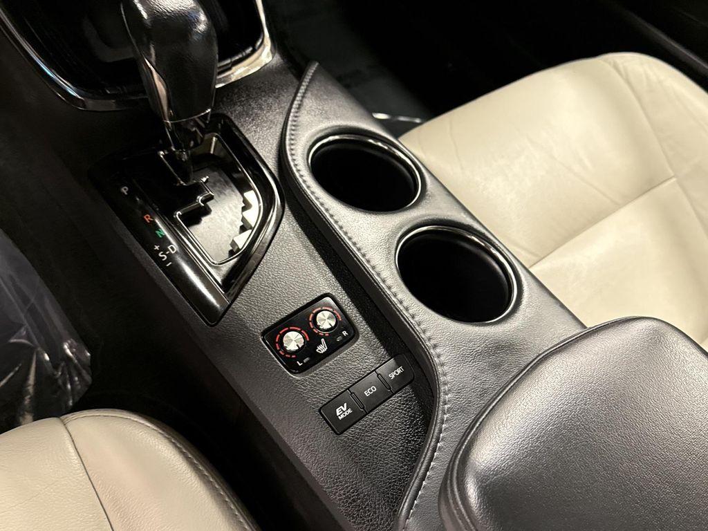 used 2018 Toyota Avalon Hybrid car, priced at $22,997