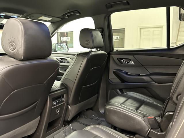 used 2022 Chevrolet Traverse car, priced at $33,997
