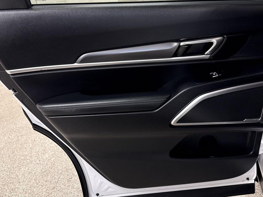 used 2024 Kia Telluride car, priced at $36,797