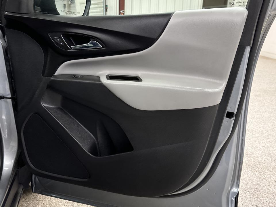 used 2023 Chevrolet Equinox car, priced at $21,997