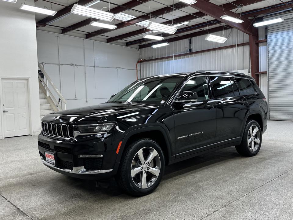 used 2021 Jeep Grand Cherokee L car, priced at $28,797