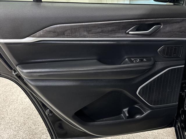 used 2021 Jeep Grand Cherokee L car, priced at $28,997