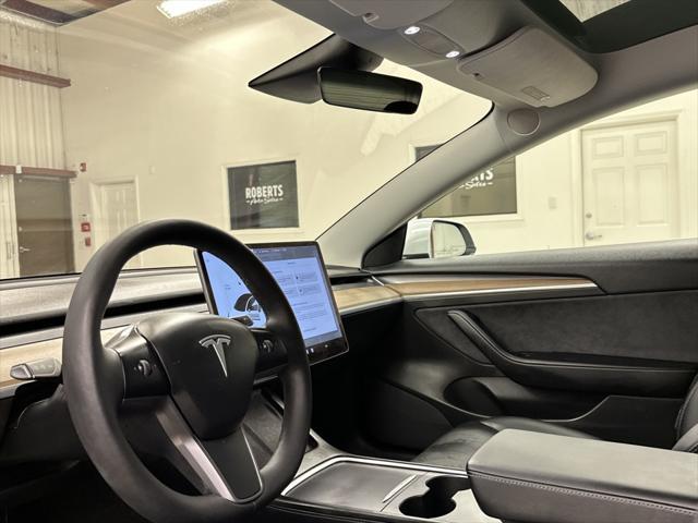 used 2022 Tesla Model 3 car, priced at $29,997