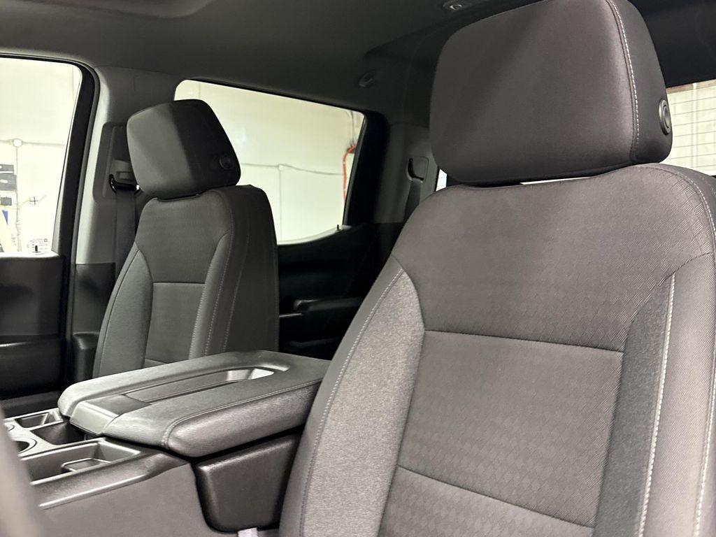 used 2024 Chevrolet Silverado 1500 car, priced at $45,997