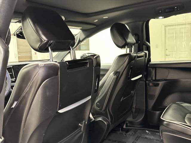 used 2023 Chrysler Pacifica Hybrid car, priced at $36,997