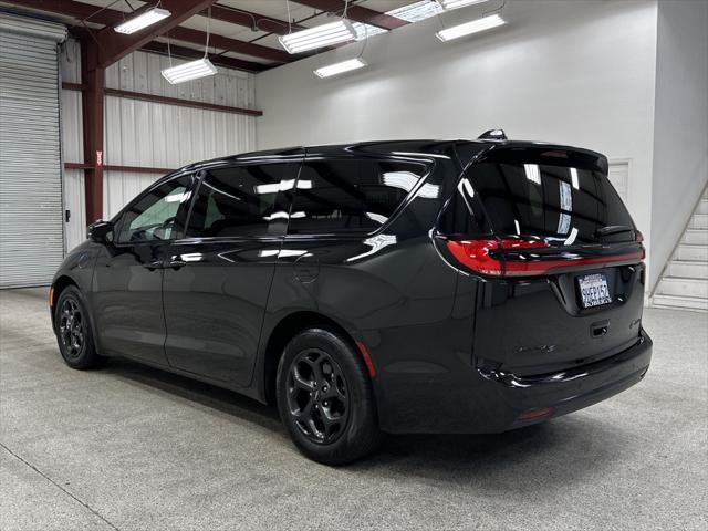 used 2023 Chrysler Pacifica Hybrid car, priced at $36,997