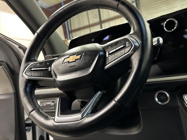 used 2025 Chevrolet Traverse car, priced at $38,997