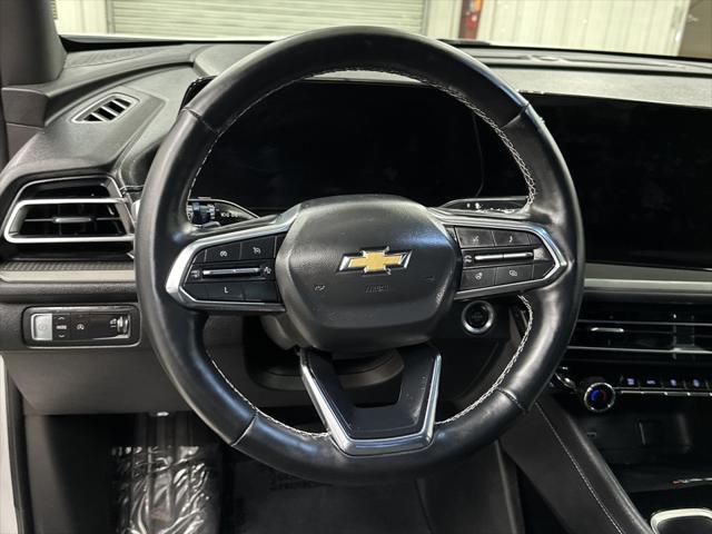 used 2025 Chevrolet Traverse car, priced at $38,997