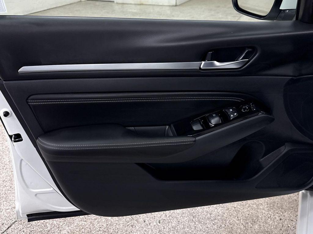 used 2023 Nissan Altima car, priced at $21,997