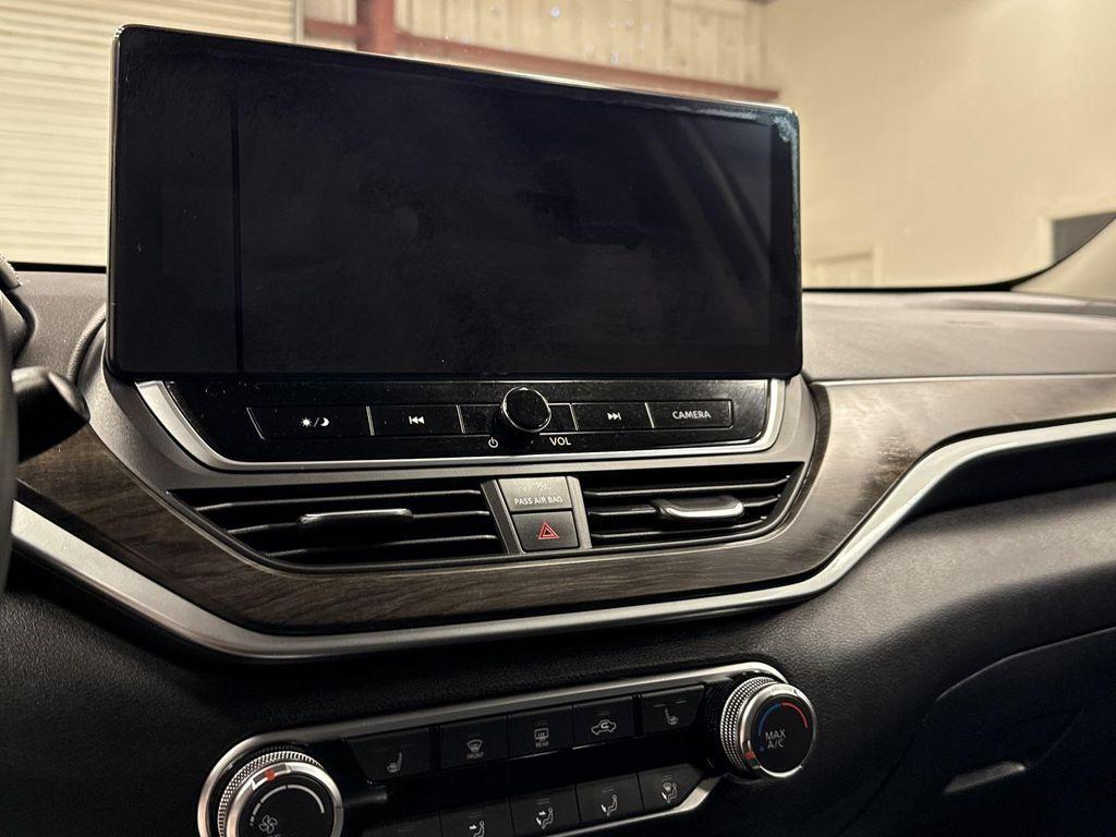 used 2023 Nissan Altima car, priced at $21,997