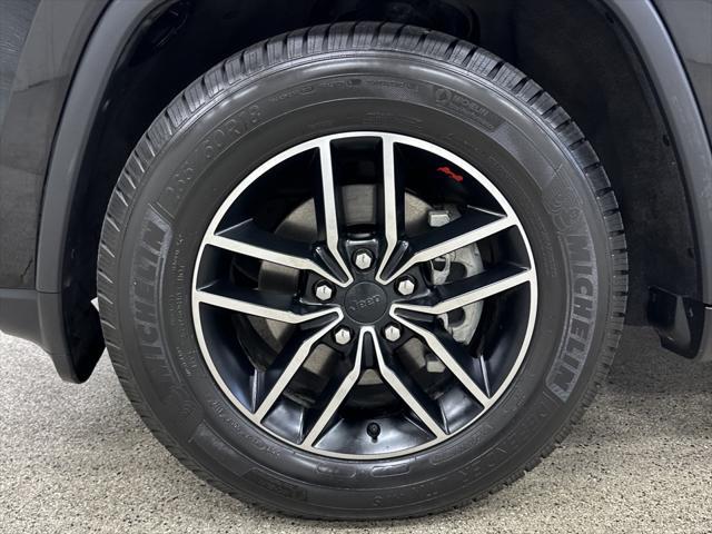 used 2019 Jeep Grand Cherokee car, priced at $22,297