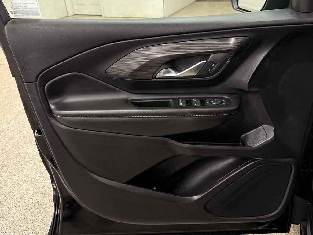 used 2024 GMC Terrain car, priced at $22,997