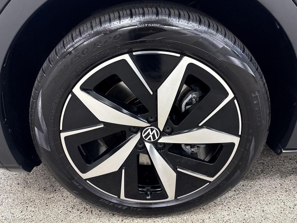 used 2023 Volkswagen ID.4 car, priced at $23,997