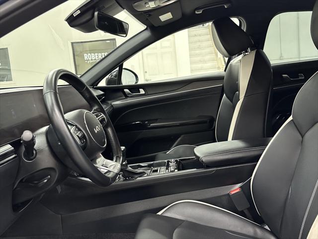 used 2025 Kia K5 car, priced at $28,997