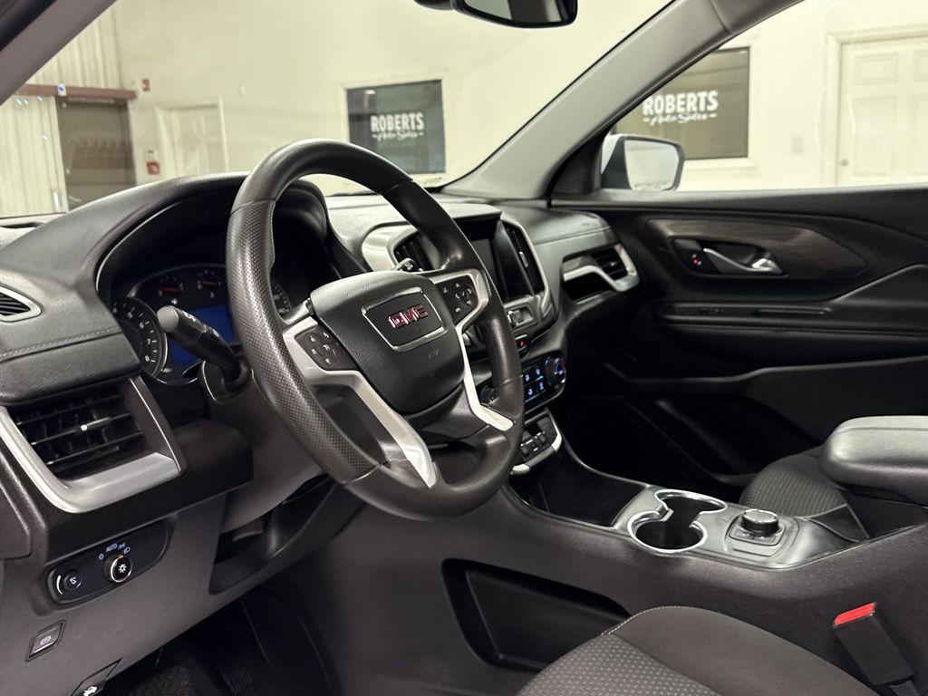used 2024 GMC Terrain car, priced at $22,997