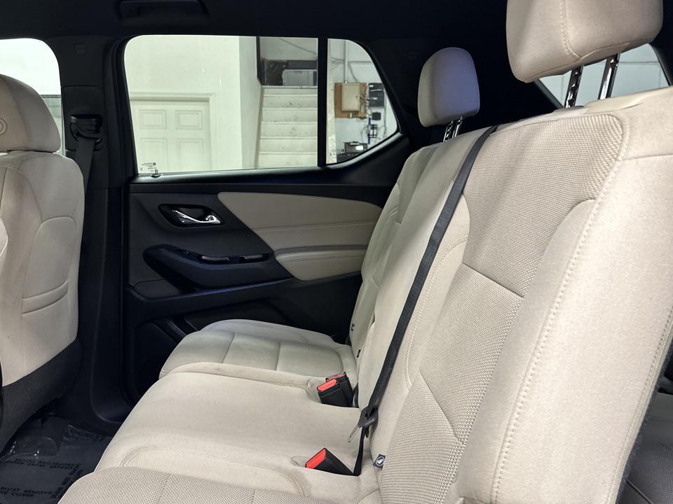 used 2023 Chevrolet Traverse car, priced at $24,797