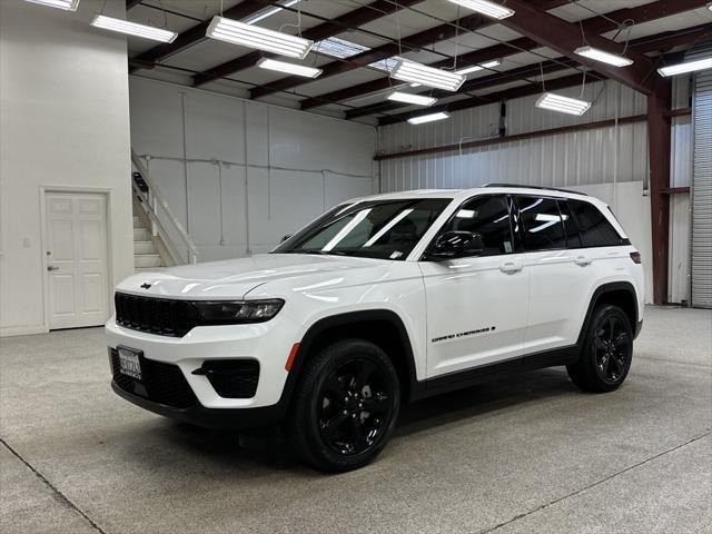 used 2023 Jeep Grand Cherokee car, priced at $33,497