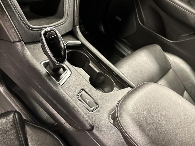 used 2019 Cadillac XT5 car, priced at $24,997