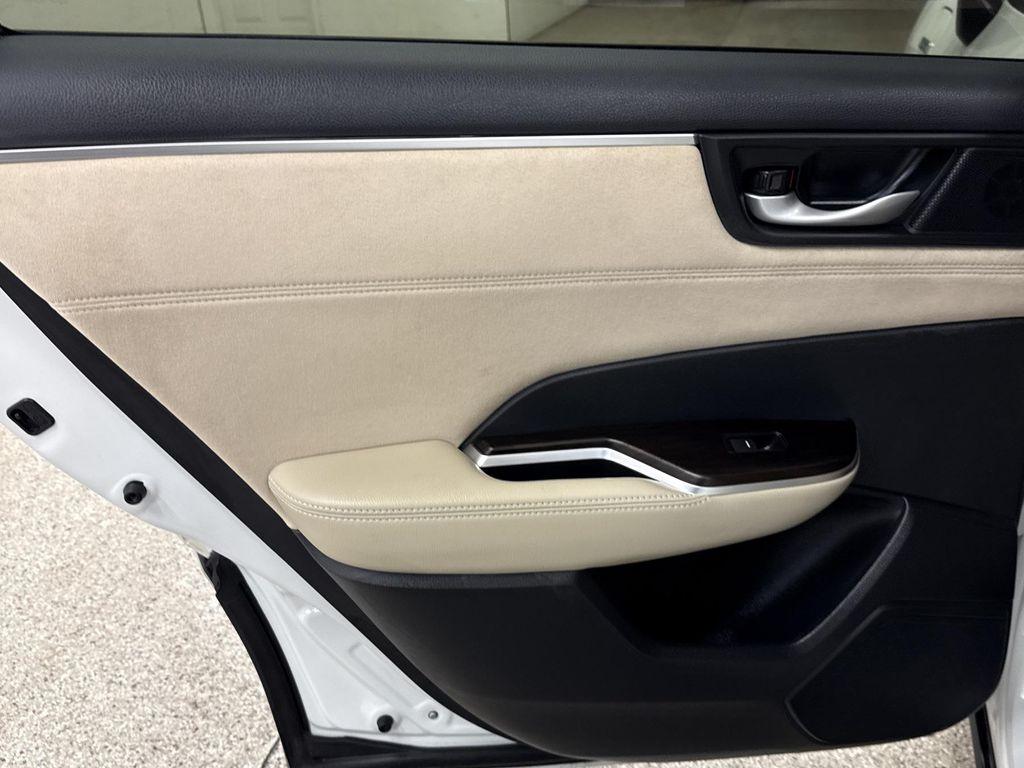 used 2020 Honda Clarity Plug-In Hybrid car, priced at $26,997