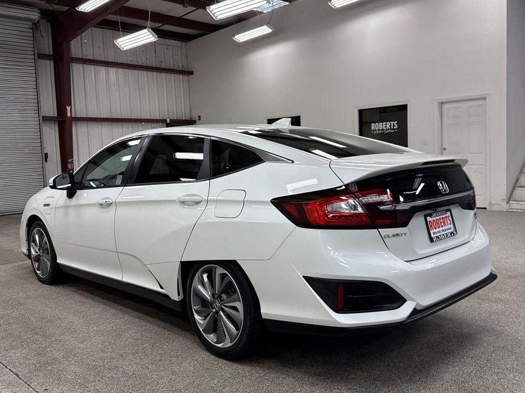 used 2020 Honda Clarity Plug-In Hybrid car, priced at $26,997