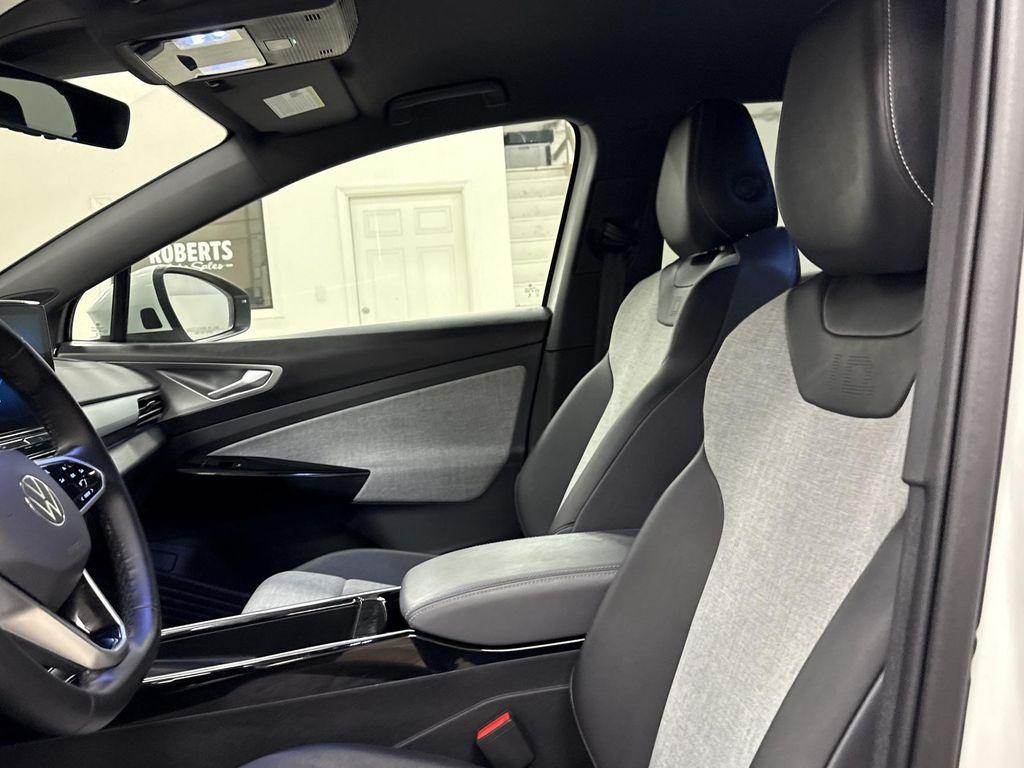 used 2024 Volkswagen ID.4 car, priced at $23,497