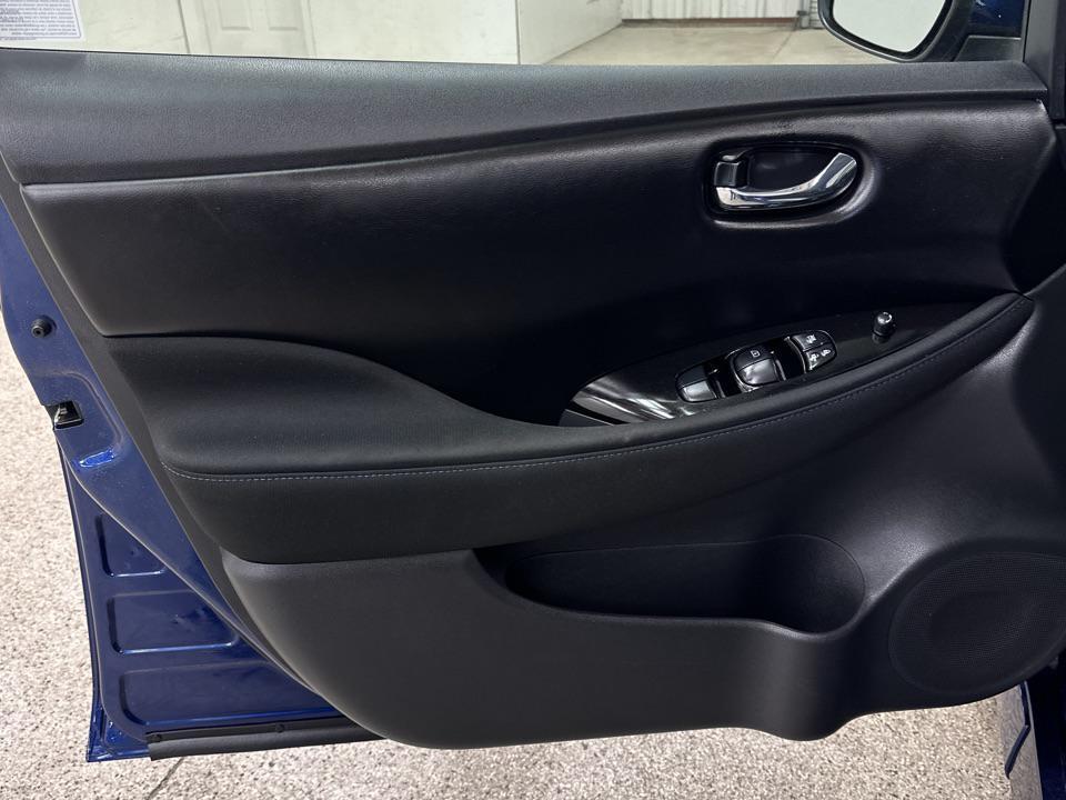 used 2023 Nissan Leaf car, priced at $18,997