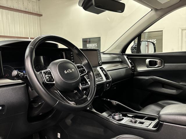 used 2024 Kia Sorento Hybrid car, priced at $35,997