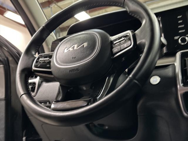 used 2024 Kia Sorento Hybrid car, priced at $35,997