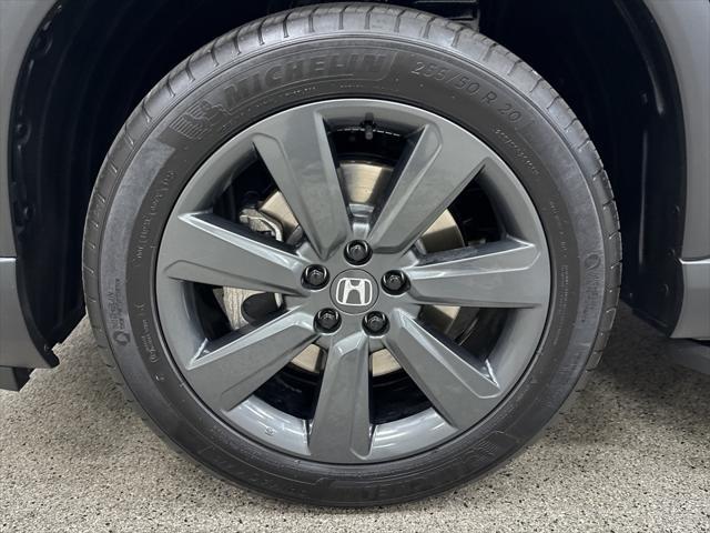 used 2024 Honda Pilot car, priced at $37,997