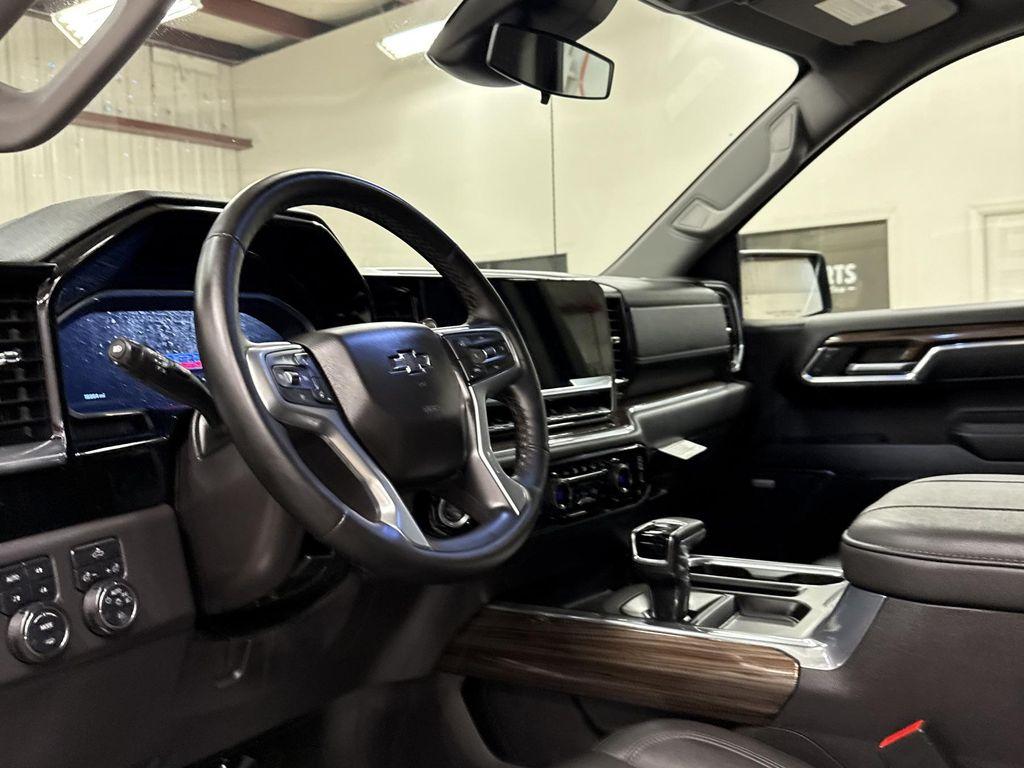 used 2024 Chevrolet Silverado 1500 car, priced at $55,997