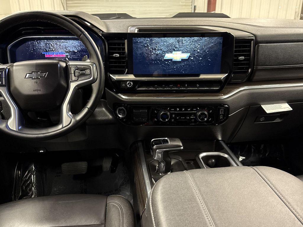 used 2024 Chevrolet Silverado 1500 car, priced at $55,997