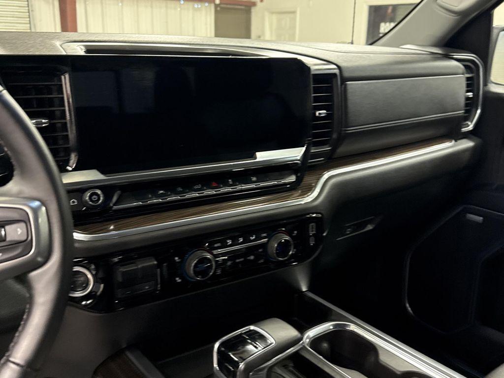 used 2024 Chevrolet Silverado 1500 car, priced at $46,997