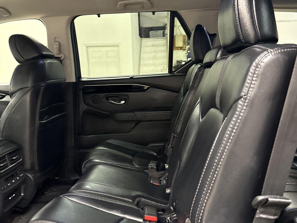 used 2024 Honda Pilot car, priced at $34,497