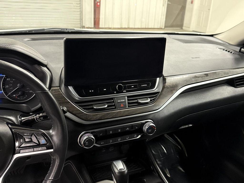 used 2023 Nissan Altima car, priced at $21,997